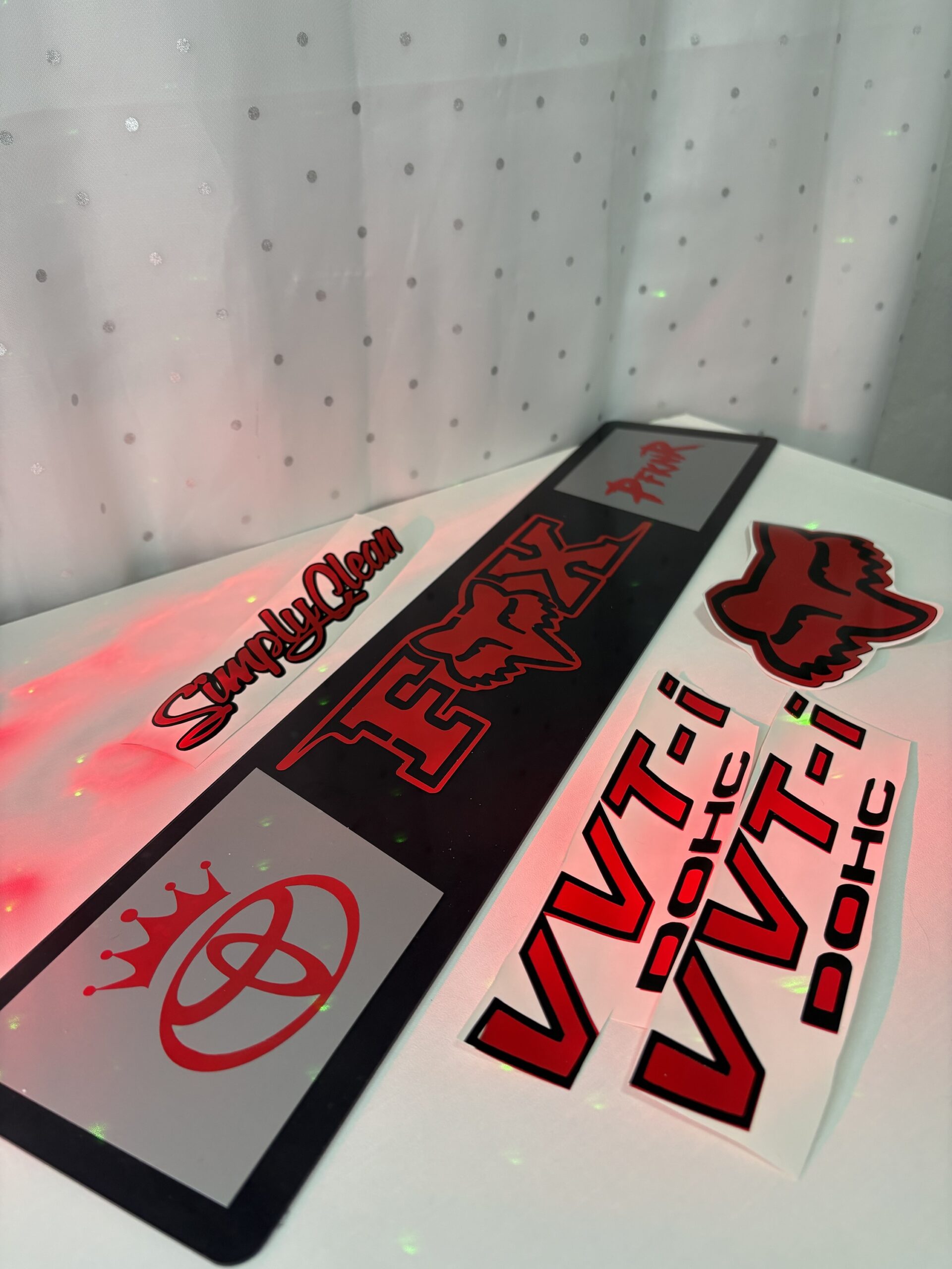 Combo Tablilla y Sticker Fox